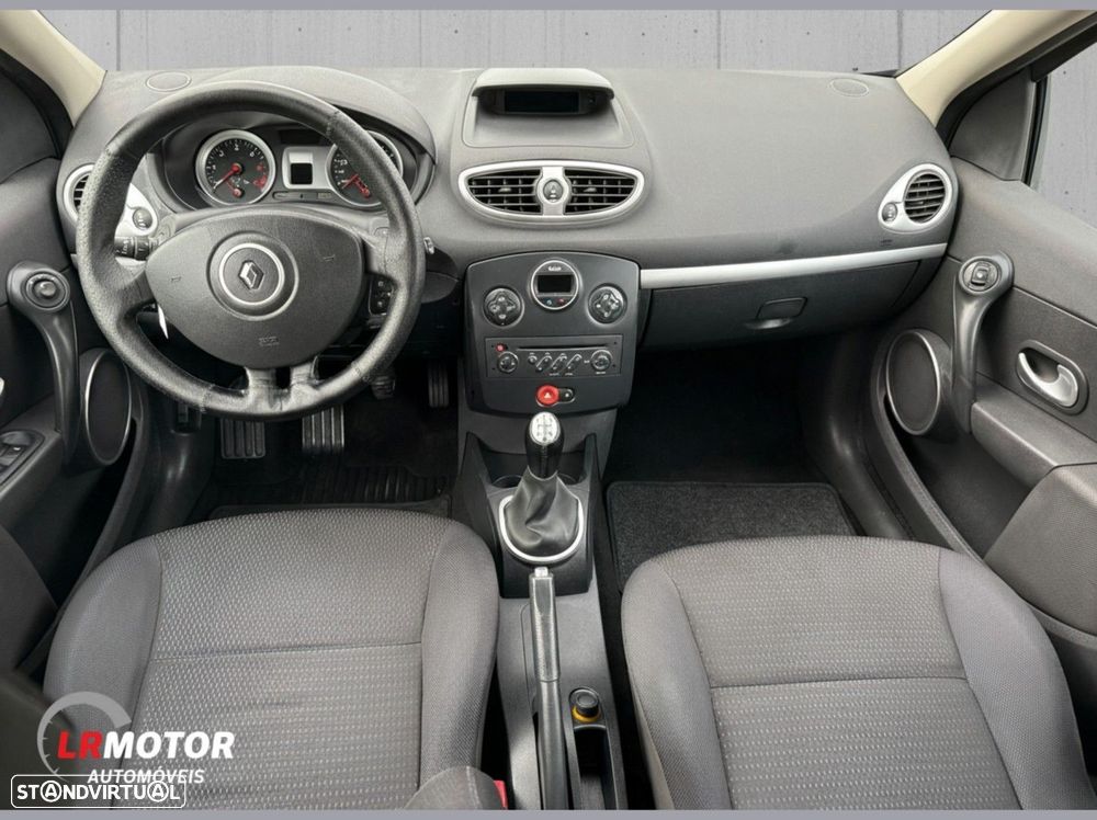 Renault Clio 1.5 dCi Dynamique S - 7