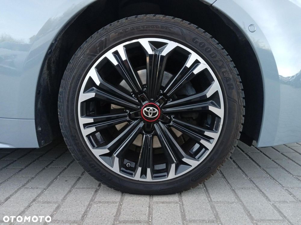 Toyota Corolla - 10