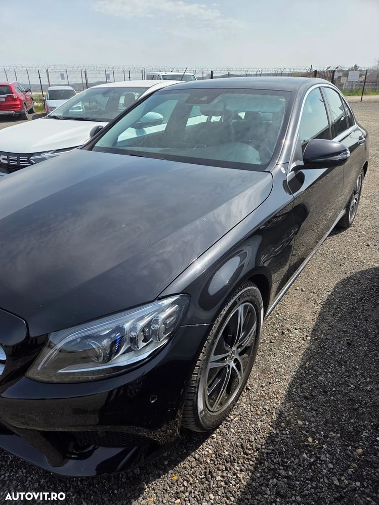 Mercedes-Benz C - 3