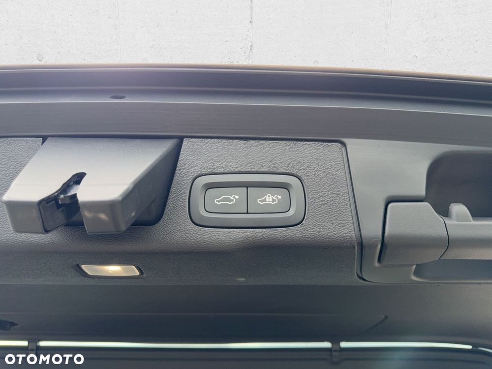 Volvo XC 60 - 22