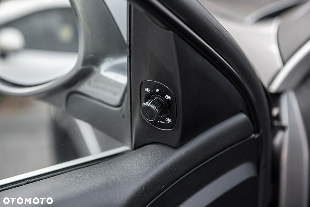 Porsche Cayenne Turbo Tiptronic S - 30