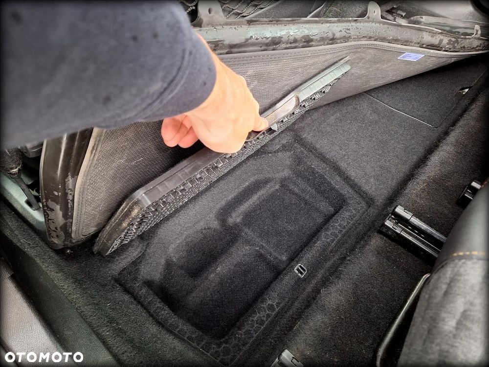 Peugeot 5008 2.0 BlueHDi Road Trip S&S EAT8 - 17