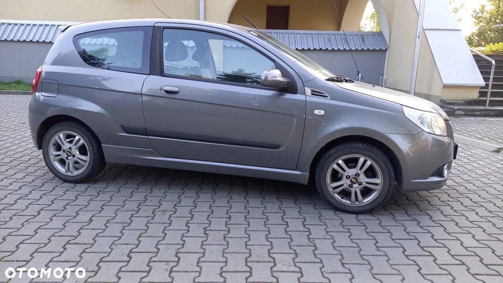 Chevrolet Aveo 1.2 16V LS Design+ - 15