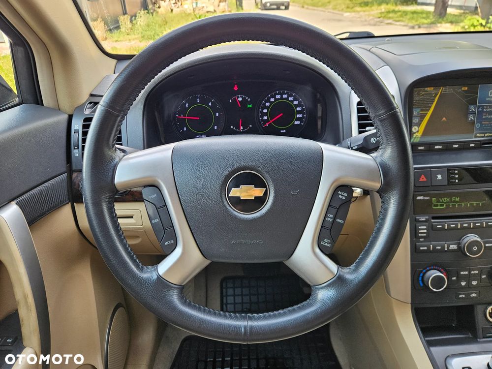 Chevrolet Captiva 2.0 d LT high - 28