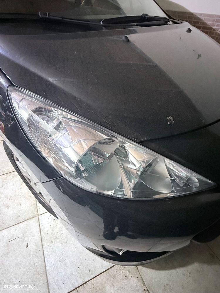 Peugeot 207 1.4 HDi Sport - 5