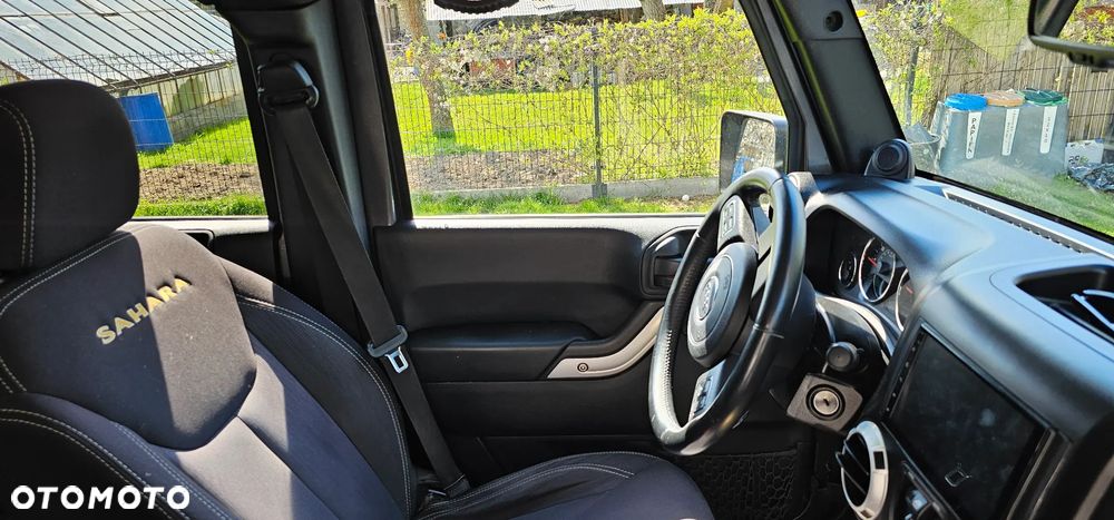 Jeep Wrangler - 9