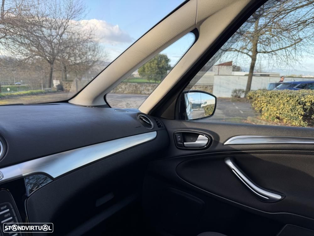 Ford S-Max 2.0 TDCi Titanium Powershift - 20