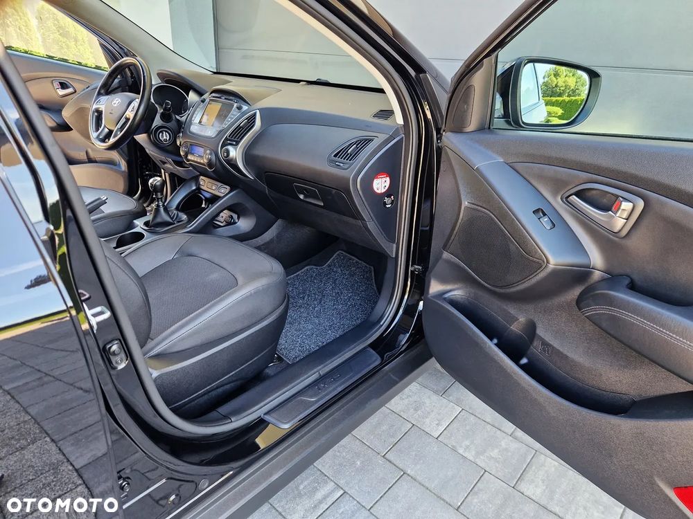 Hyundai ix35 2.0 GDI Premium 2WD - 19