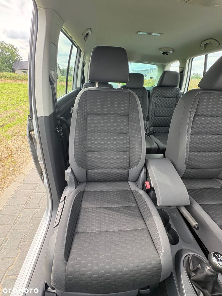 Volkswagen Touran 1.9 TDI DPF United - 19