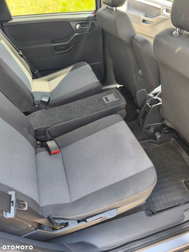 Opel Meriva 1.8 Cosmo - 23