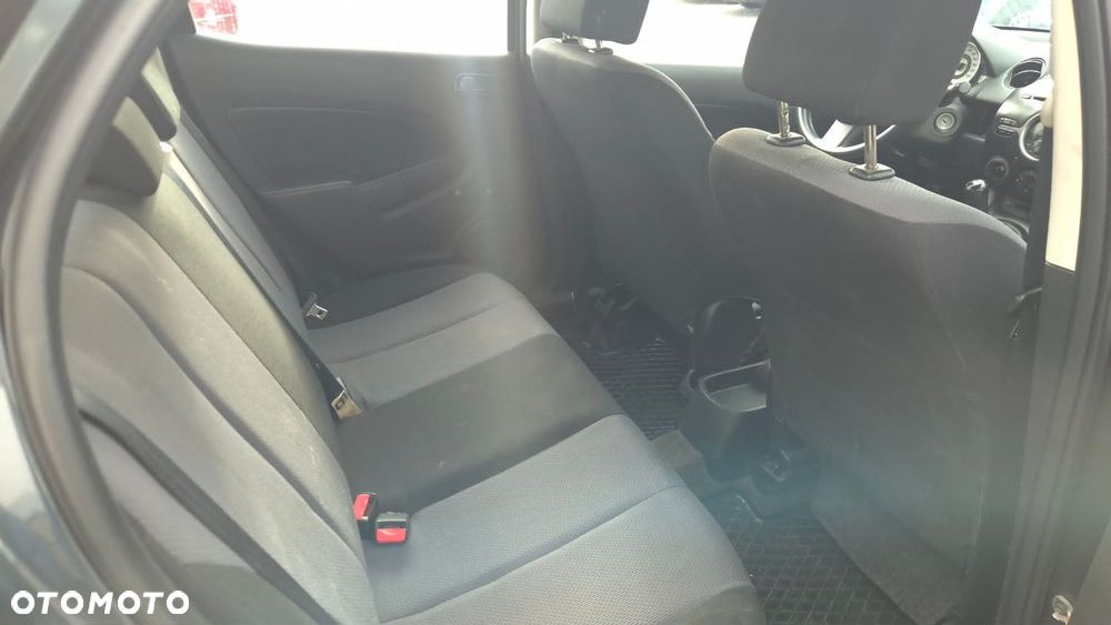 Mazda 2 - 9