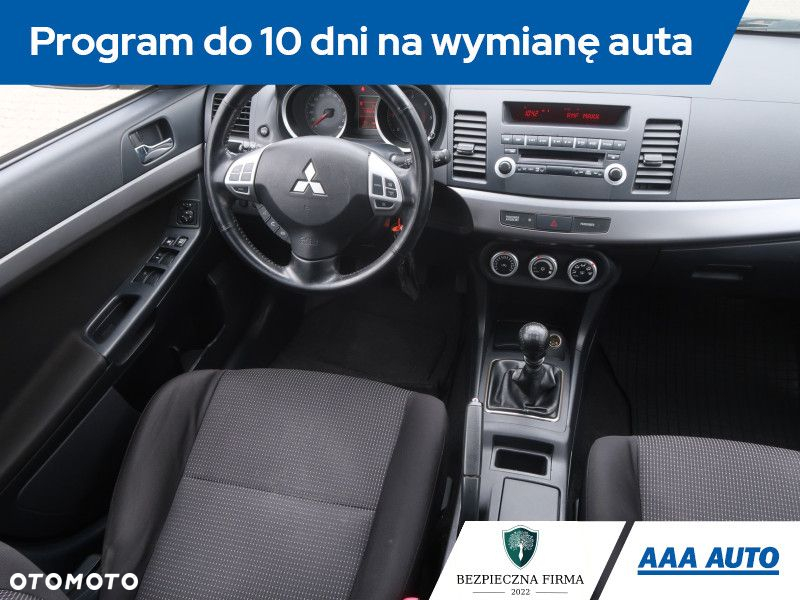 Mitsubishi Lancer - 8