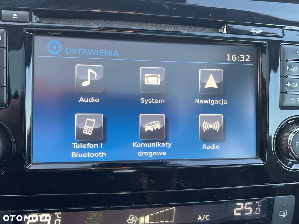 Nissan Qashqai 1.6 dCi Xtronic TEKNA+ - 34