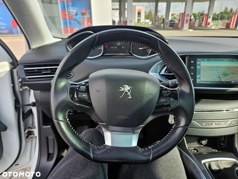 Peugeot 308 BlueHDi FAP 120 Stop&Start Allure - 8