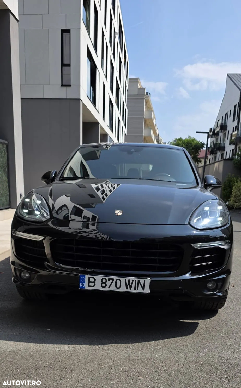 Porsche Cayenne 3.0 L - 6