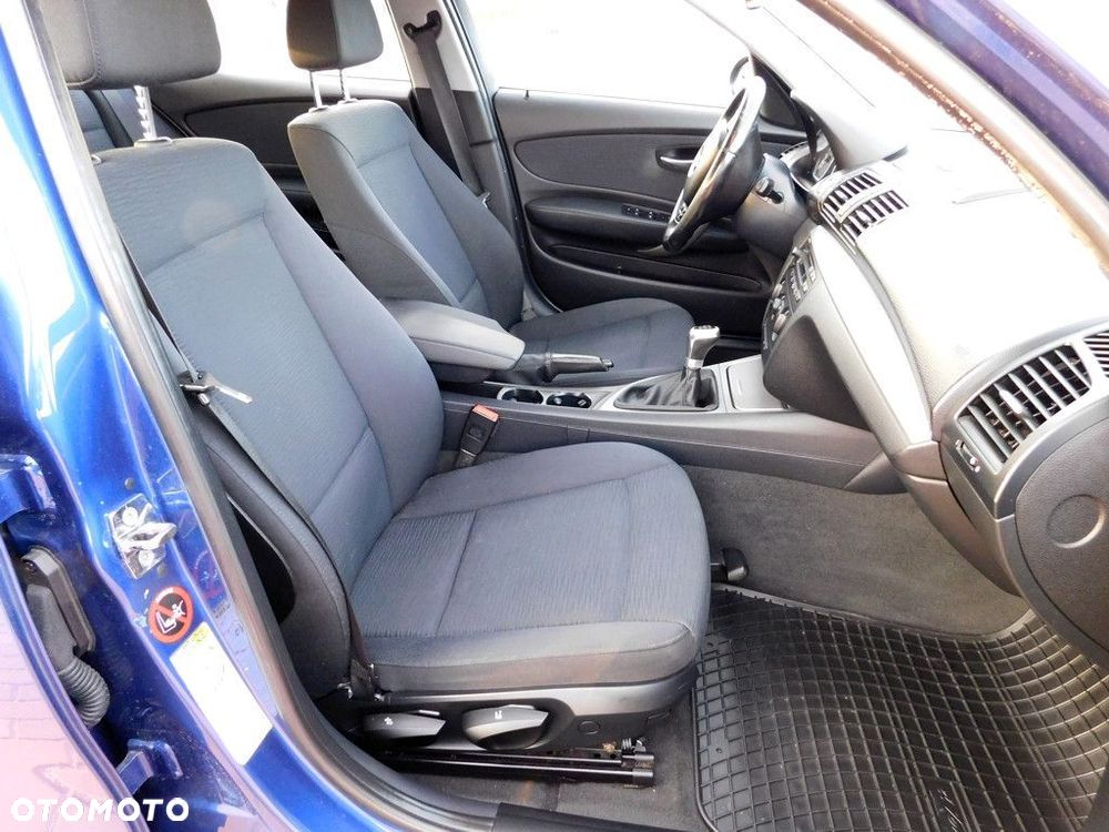 BMW Seria 1 - 24