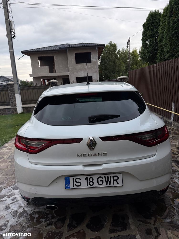 Renault Megane ENERGY dCi 130 BOSE EDITION - 4