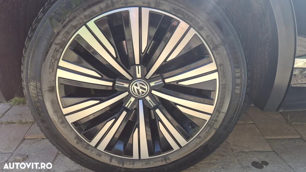 Volkswagen Touareg V6 TDI Elegance - 14