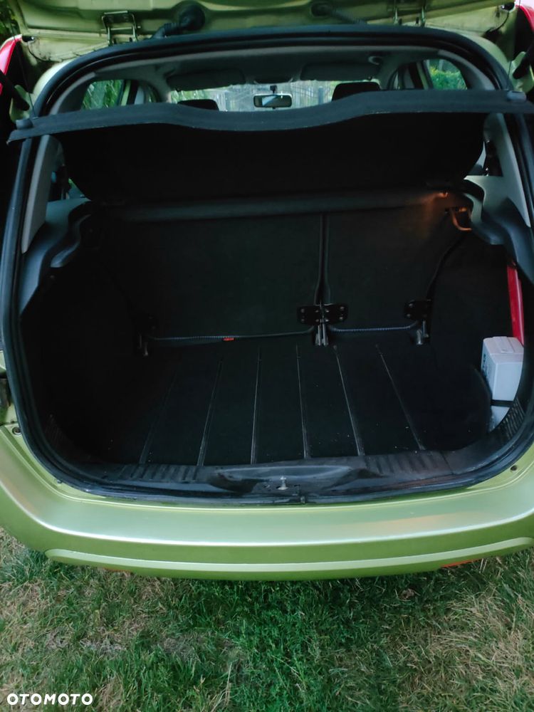 Ford Fusion - 8