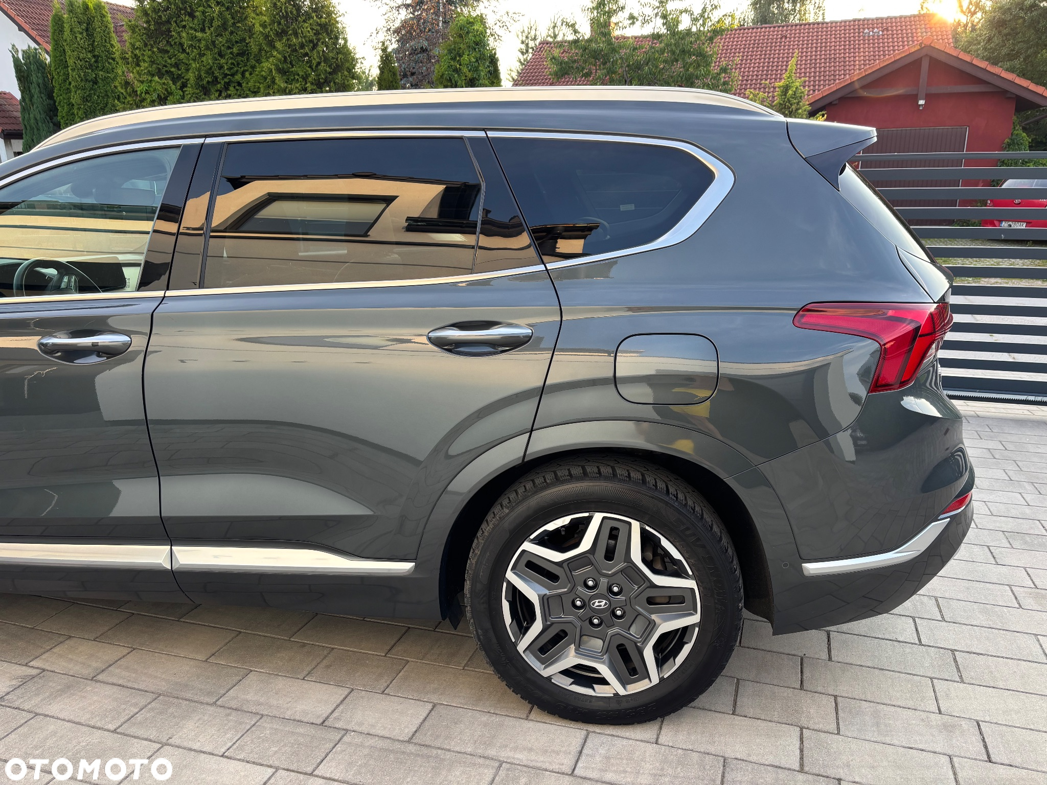 Hyundai Santa Fe 1.6 T-GDI HEV Platinum 4WD - 4