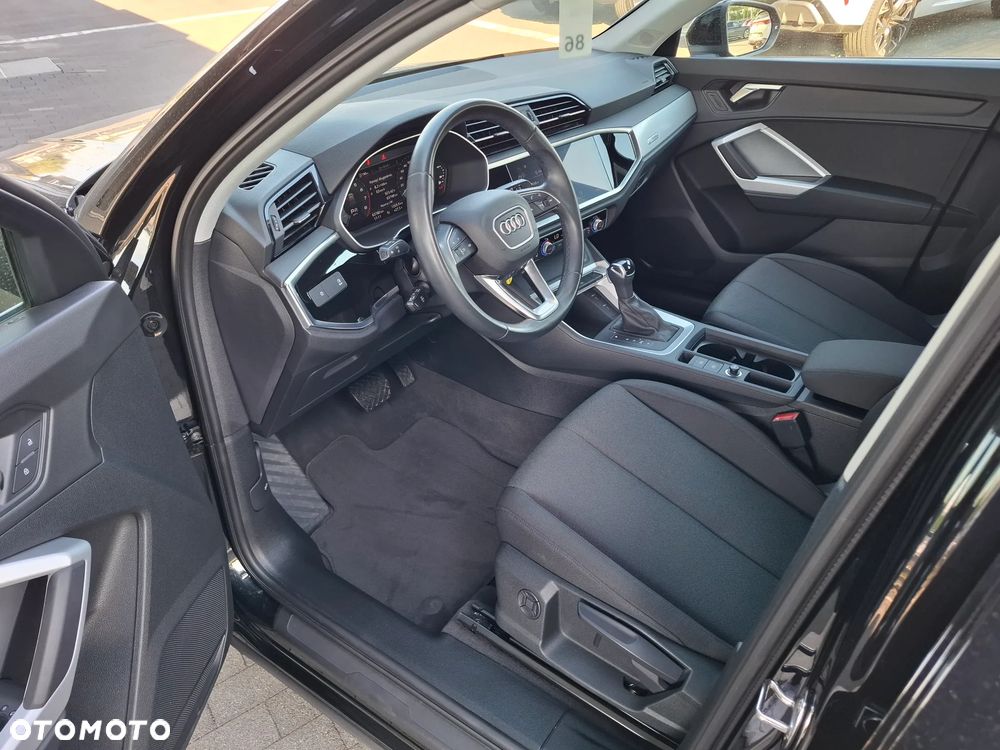 Audi Q3 35 TFSI S tronic - 6