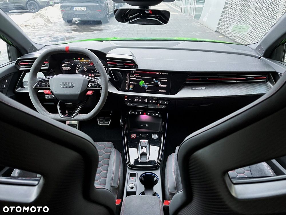 Audi RS3 Limousine - 14