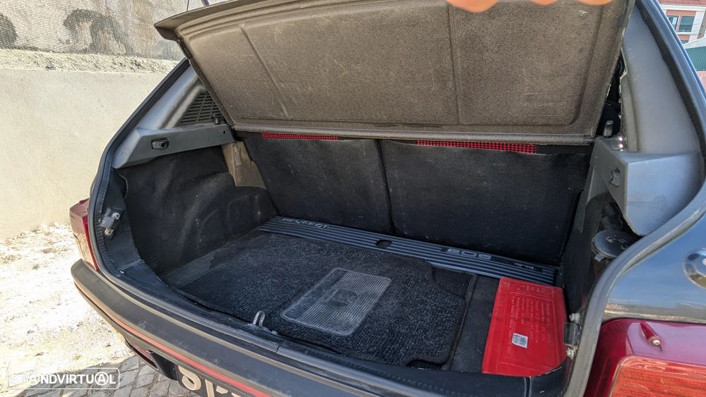 Peugeot 205 1.6 GTi - 15
