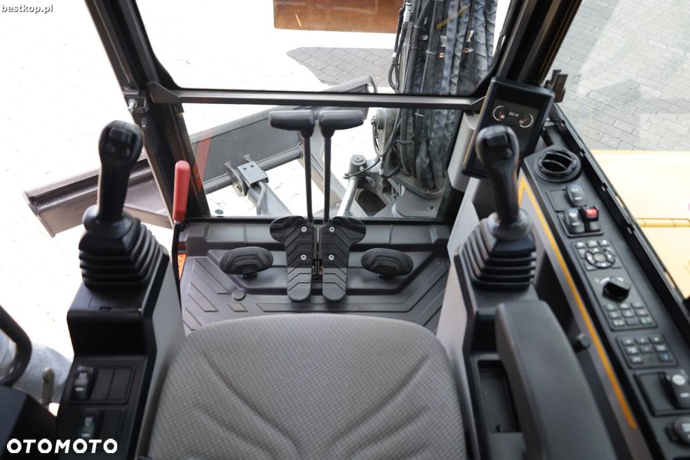 Volvo EC60E - 27