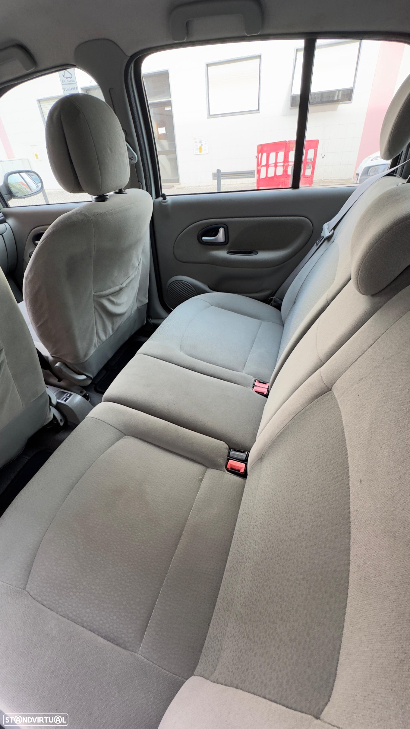 Renault Clio 1.5 dCi Authentique - 6