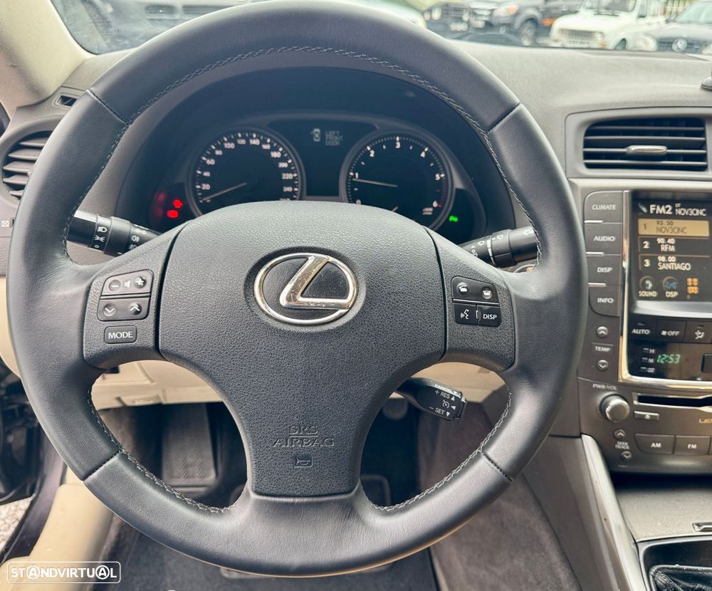 Lexus IS 220 d Executive 6G - 10