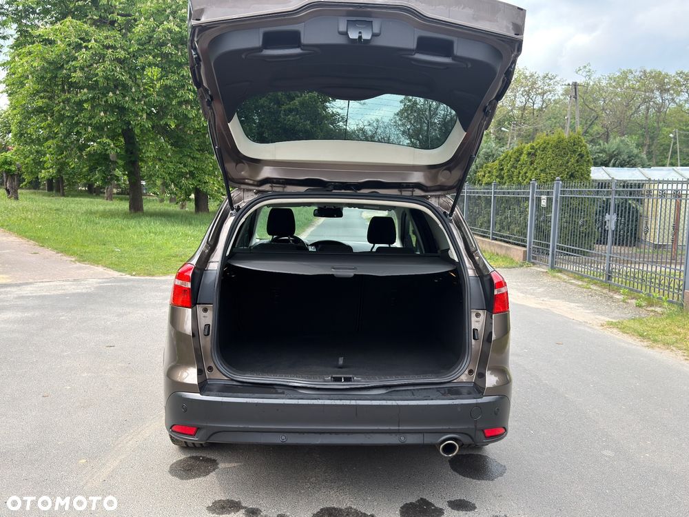 Ford Focus 2.0 TDCi DPF Start-Stopp-System Titanium - 17