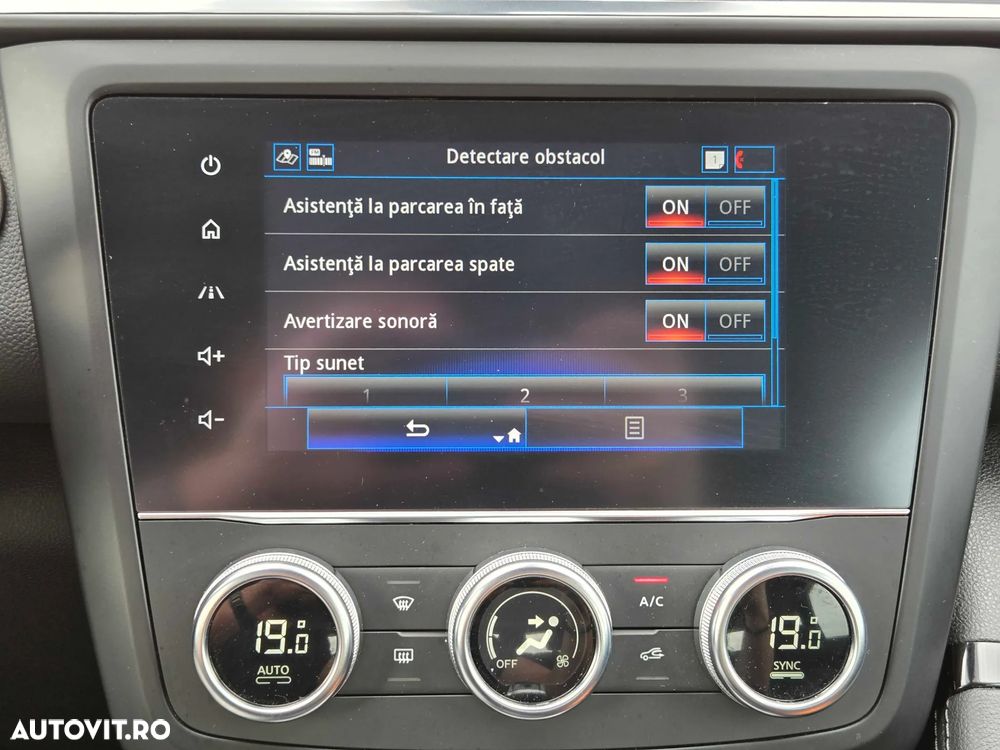 Renault Kadjar BLUE dCi 115 BUSINESS EDITION - 27