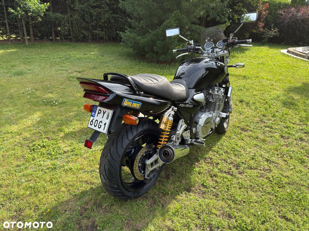 Yamaha XJR - 6