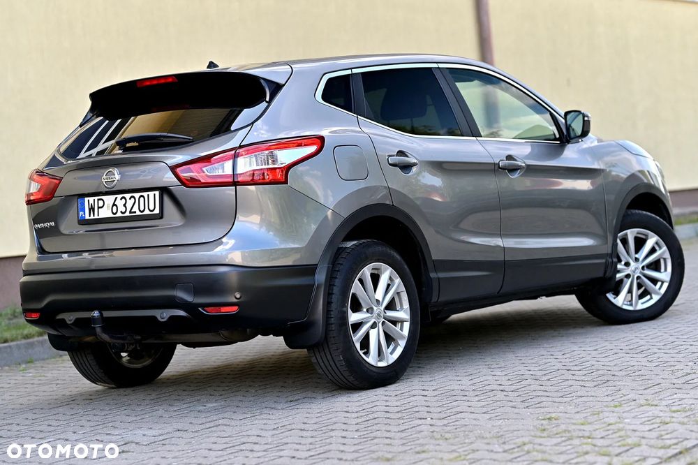 Nissan Qashqai 1.6 DIG-T N-Connecta - 4
