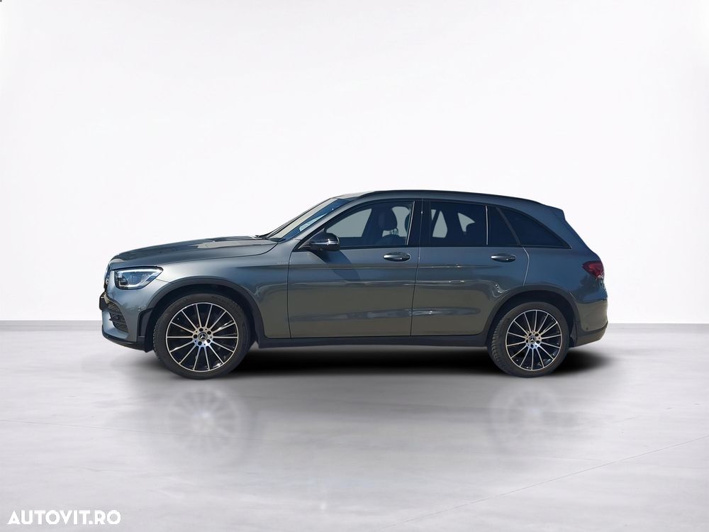 Mercedes-Benz GLC 300 d 4MATIC 9G-TRONIC AMG Line - 3