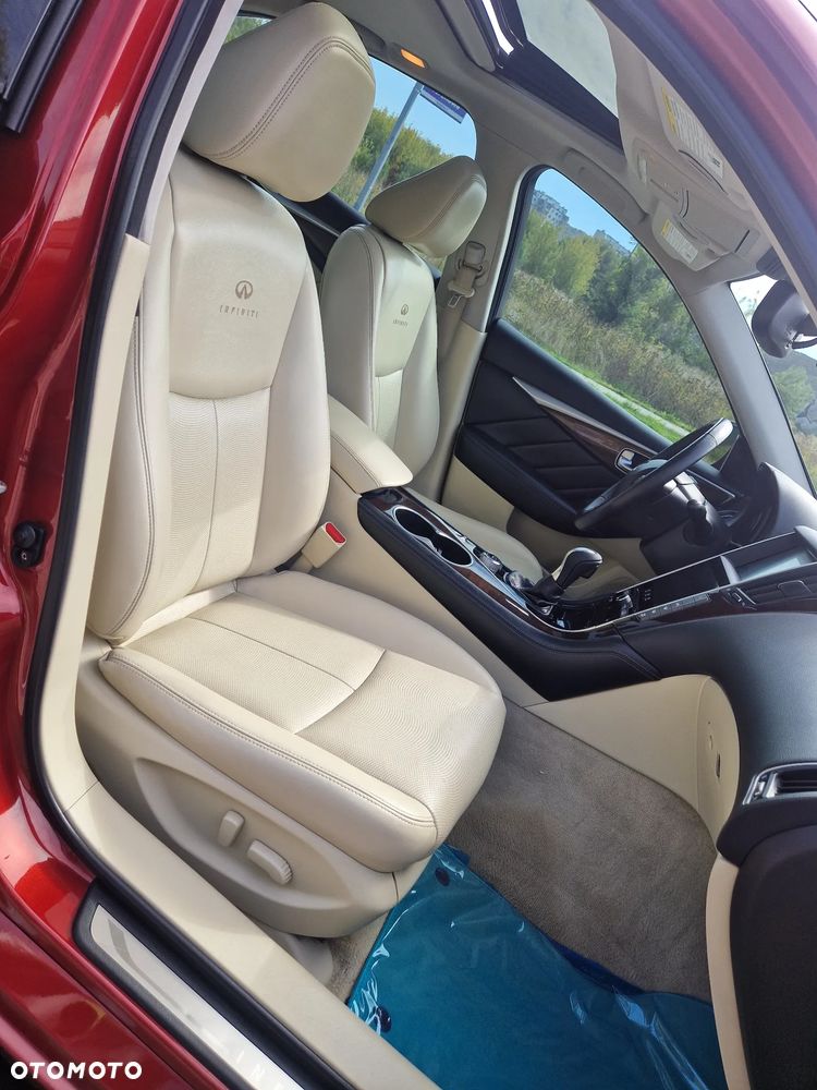 Infiniti Q50 - 16