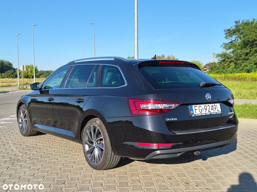 Skoda Superb 2.0 TDI 4x4 L&K DSG - 3