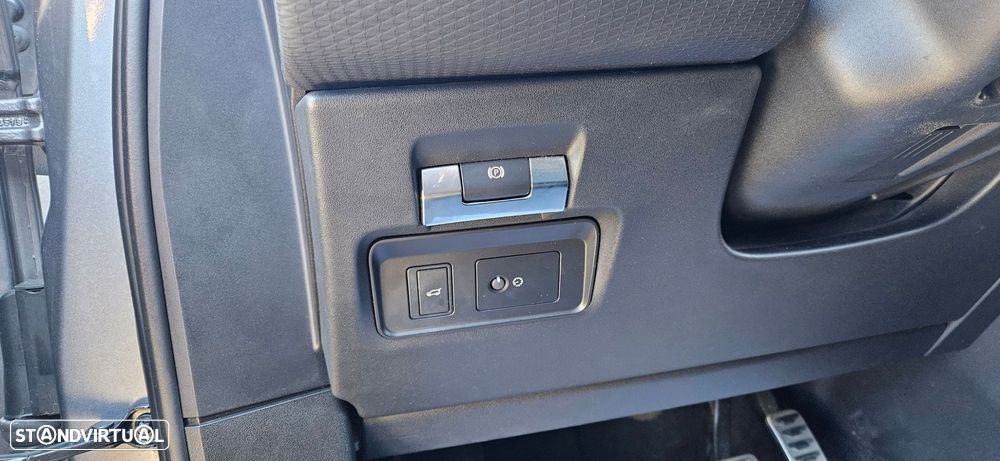 Land Rover Range Rover Evoque 2.0 D150 AWD R-Dynamic S Auto - 22