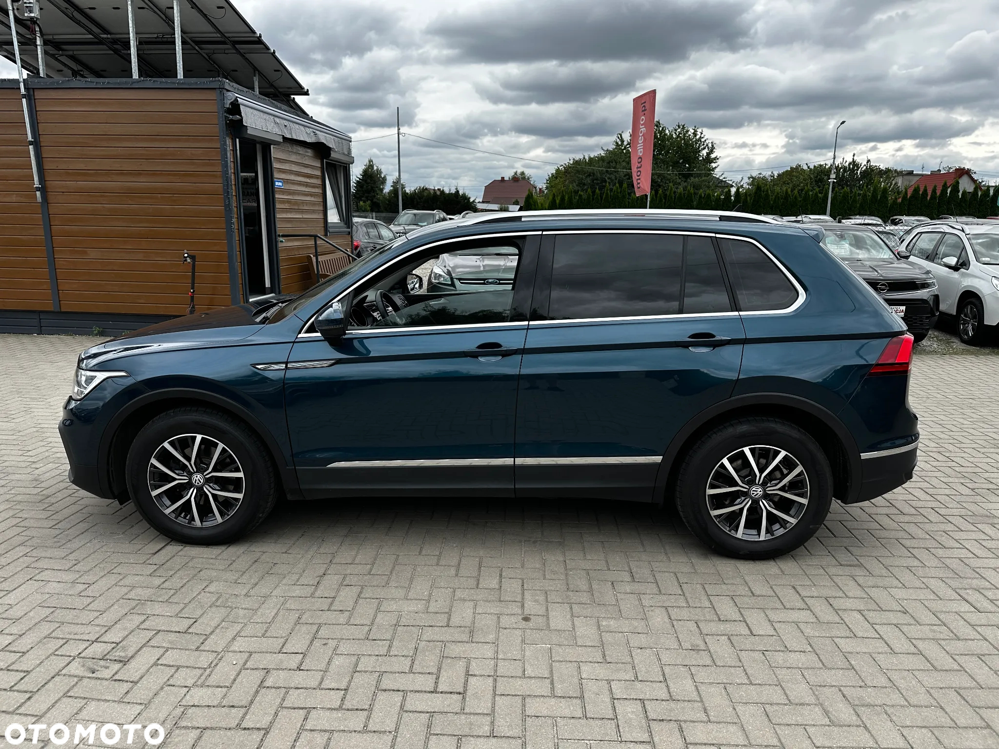 Volkswagen Tiguan - 5