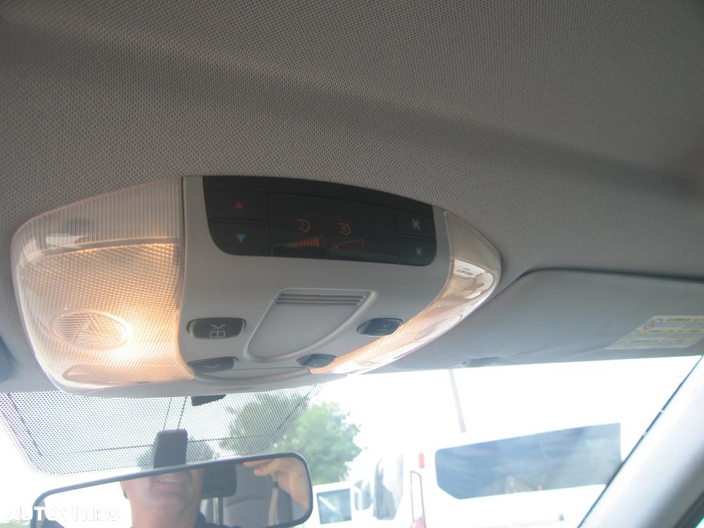 Mercedes-Benz VIANO  7 LOC, AUTOMATA , AC FAȚĂ SPATE, EURO V. MOTOR 3 L. - 18