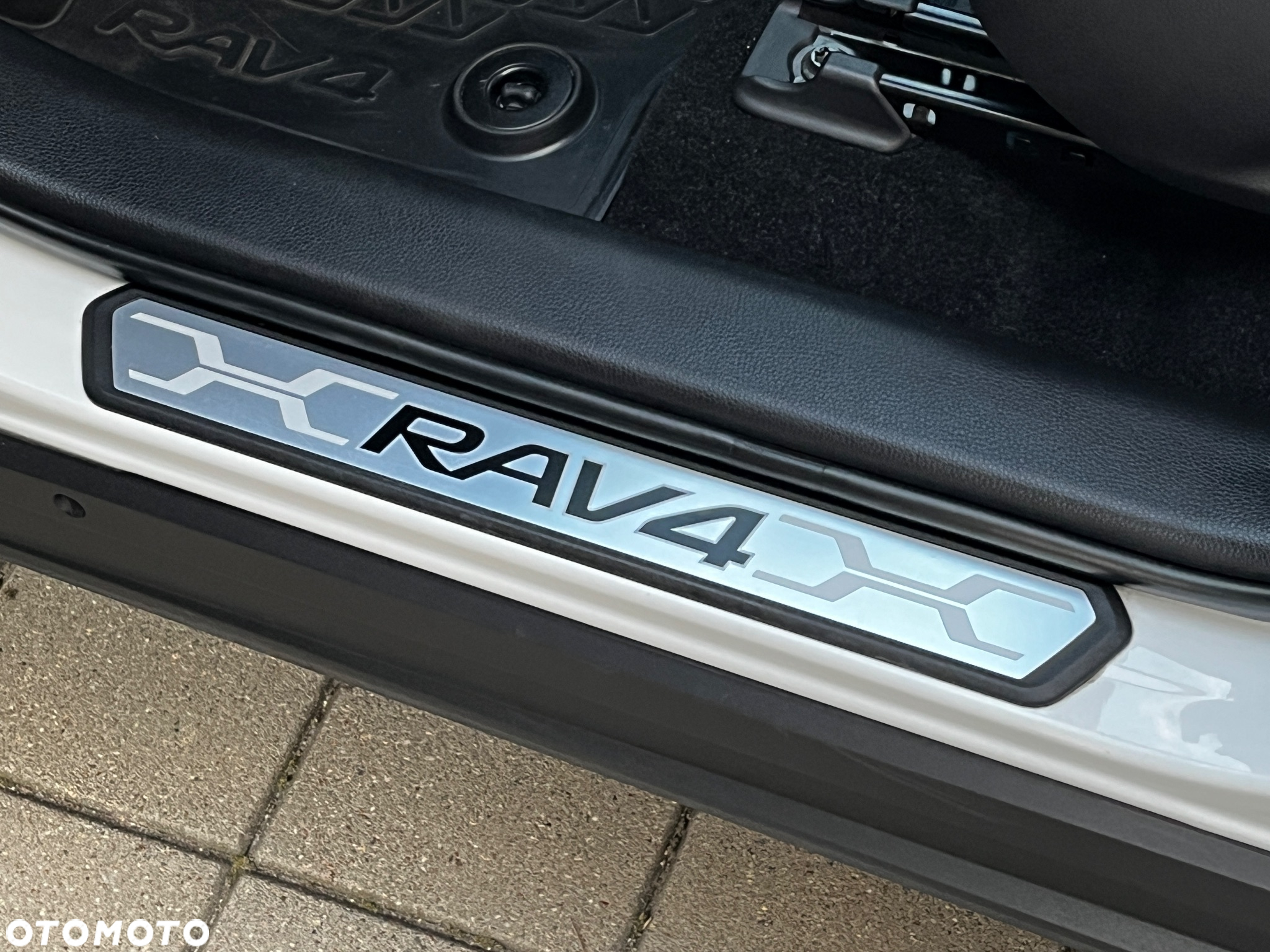 Toyota RAV4 2.5 Hybrid Comfort 4x2 - 34