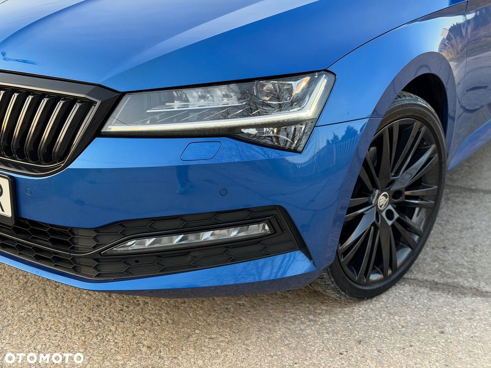 Skoda Superb 2.0 TDI SCR Style DSG - 10
