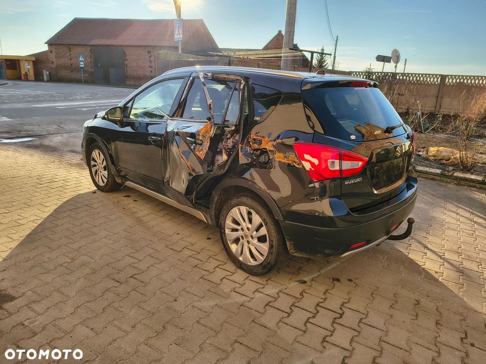 Suzuki SX4 S-Cross - 9