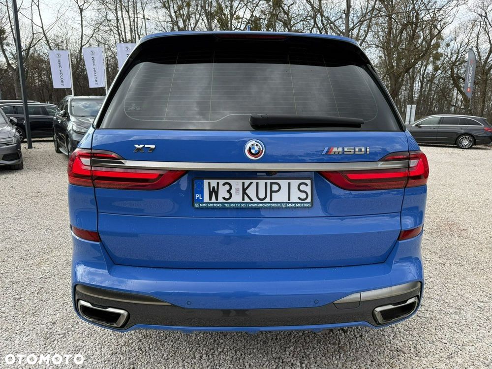 BMW X7 M50i sport - 16