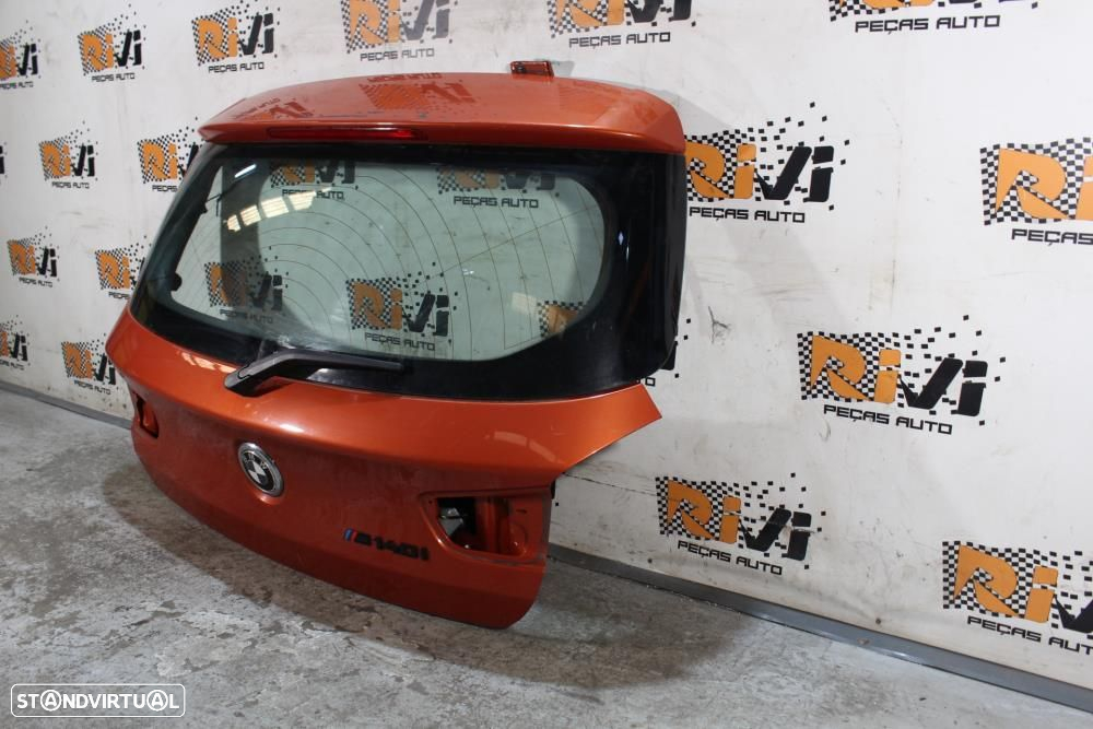 Tampa da Mala BMW Serie 1 F20 F21 LCI - 6
