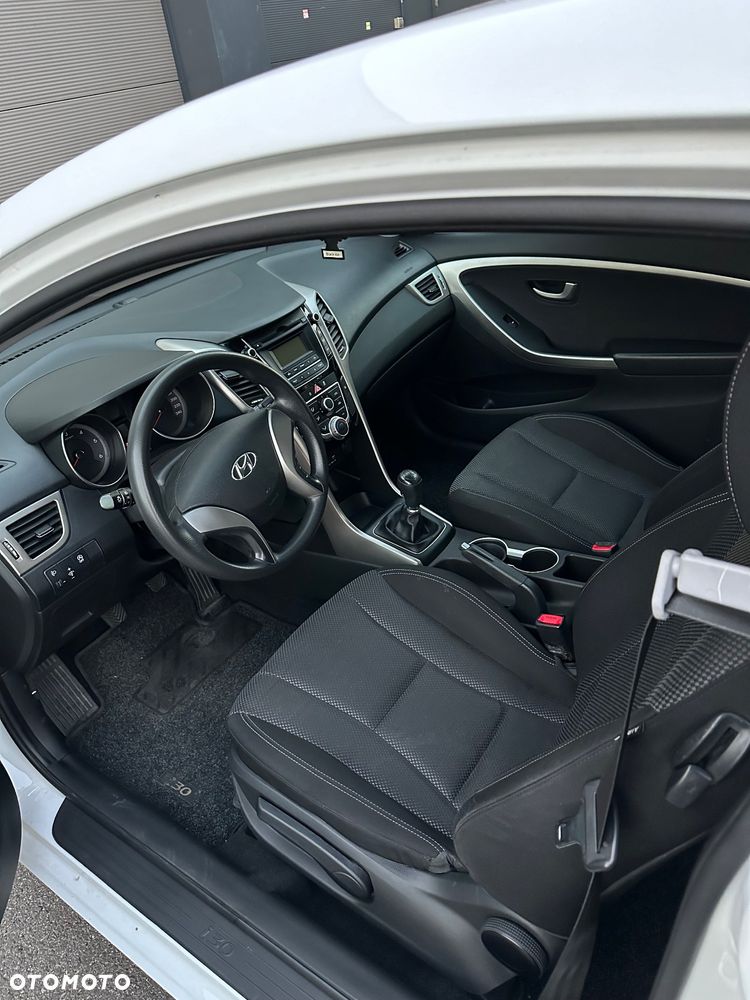 Hyundai i30 1.6 CRDi BlueDrive Comfort - 8