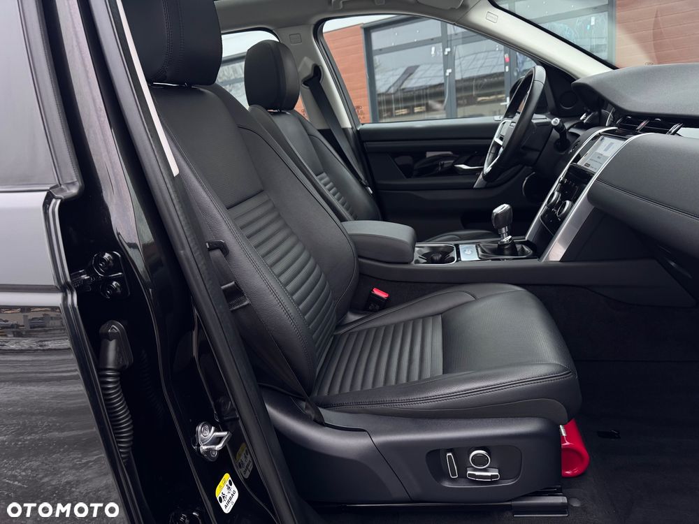 Land Rover Discovery Sport - 29