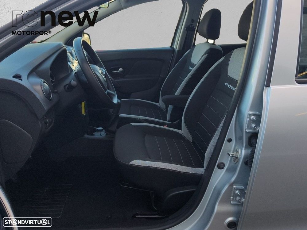 Dacia Sandero 0.9 TCe Stepway - 7