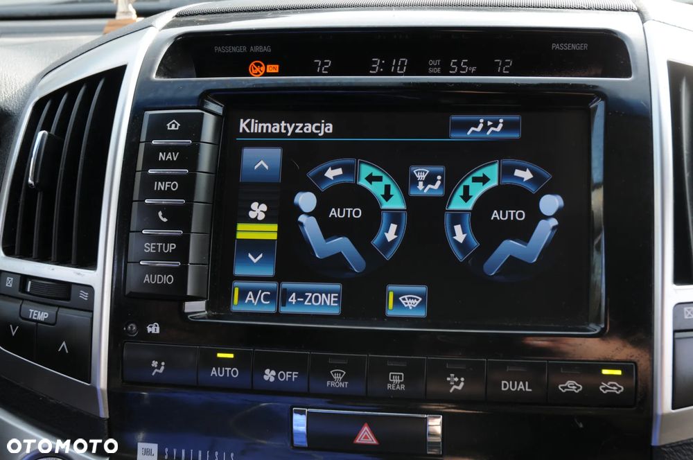 Toyota Land Cruiser - 12