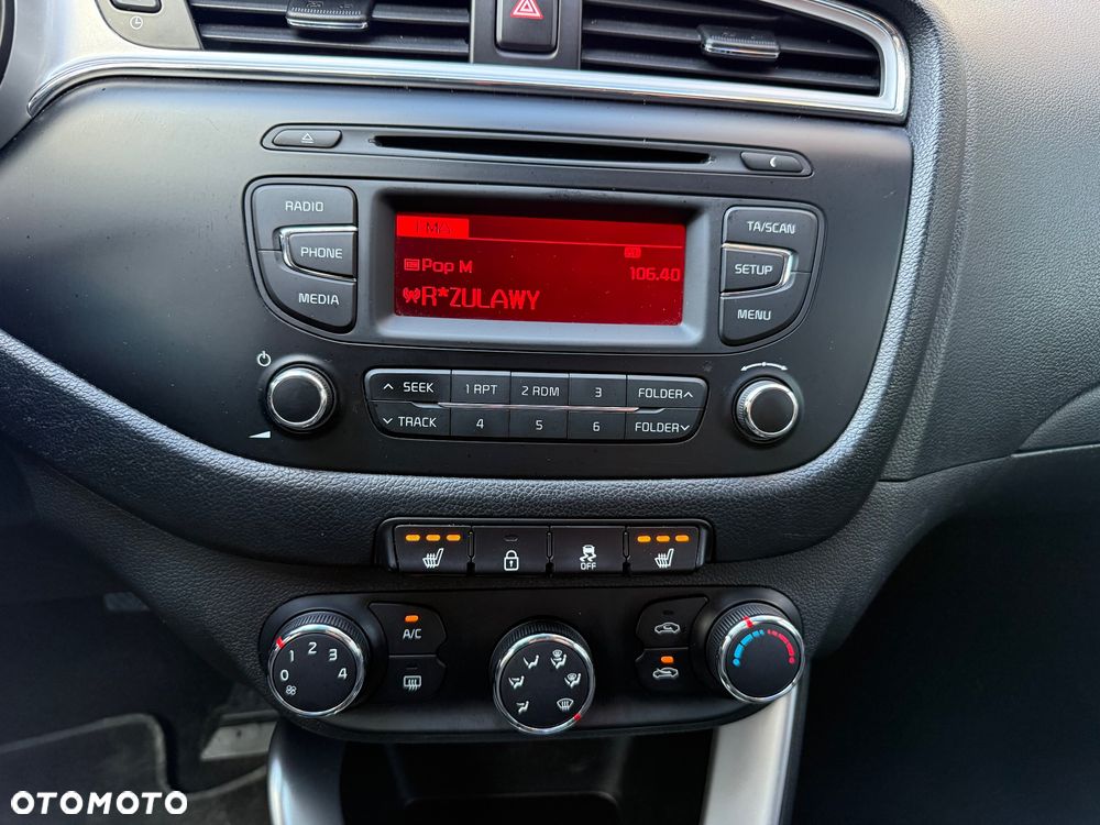 Kia Ceed 1.6 CRDi 136 ISG Dream Team Edition - 15